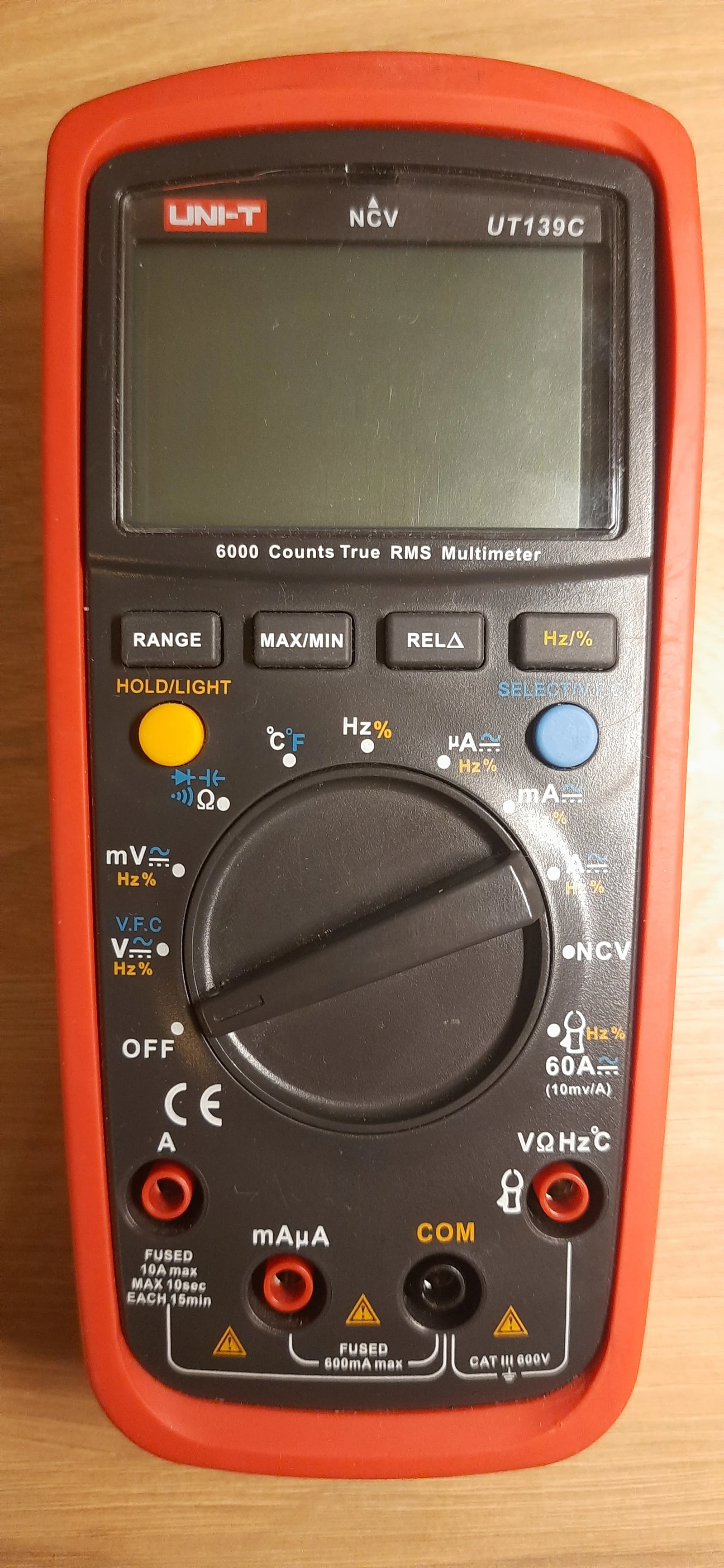 Мультиметр UNI-T UT139C